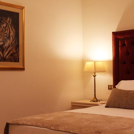 Villamara Luxury Rooms La Spezia Eksteriør billede